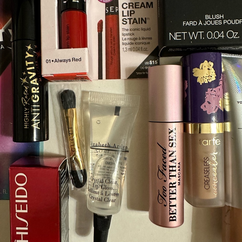Make up bundle - Picture 4 of 6